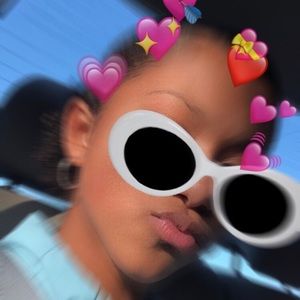 Meet your Posher, Nea